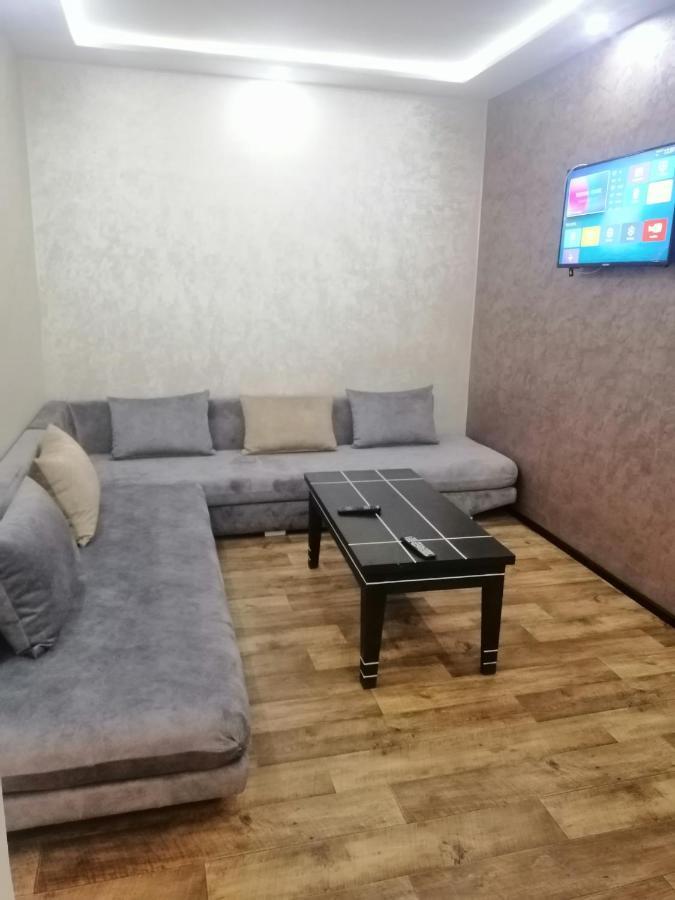 Comforts Apartments 1 Фнидек Екстериор снимка